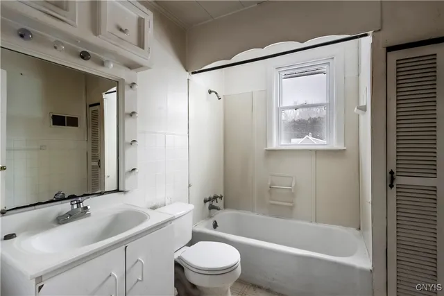 $249,900 | 644 Daytona Street, Deerfield, NY 13502