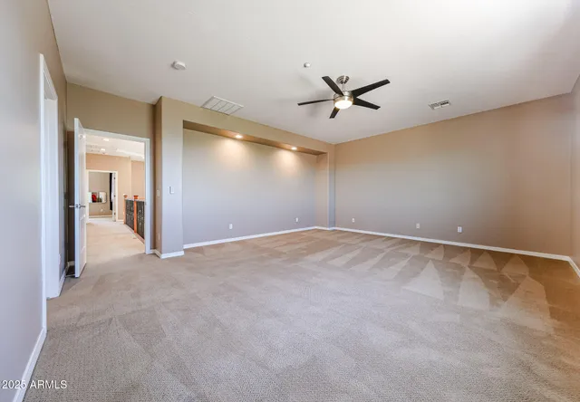 $2,600 | 9121 West Plum Road, Peoria, AZ 85383