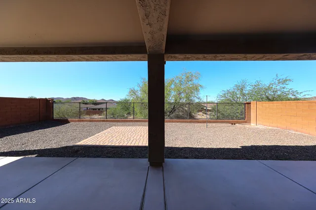 $2,600 | 9121 West Plum Road, Peoria, AZ 85383