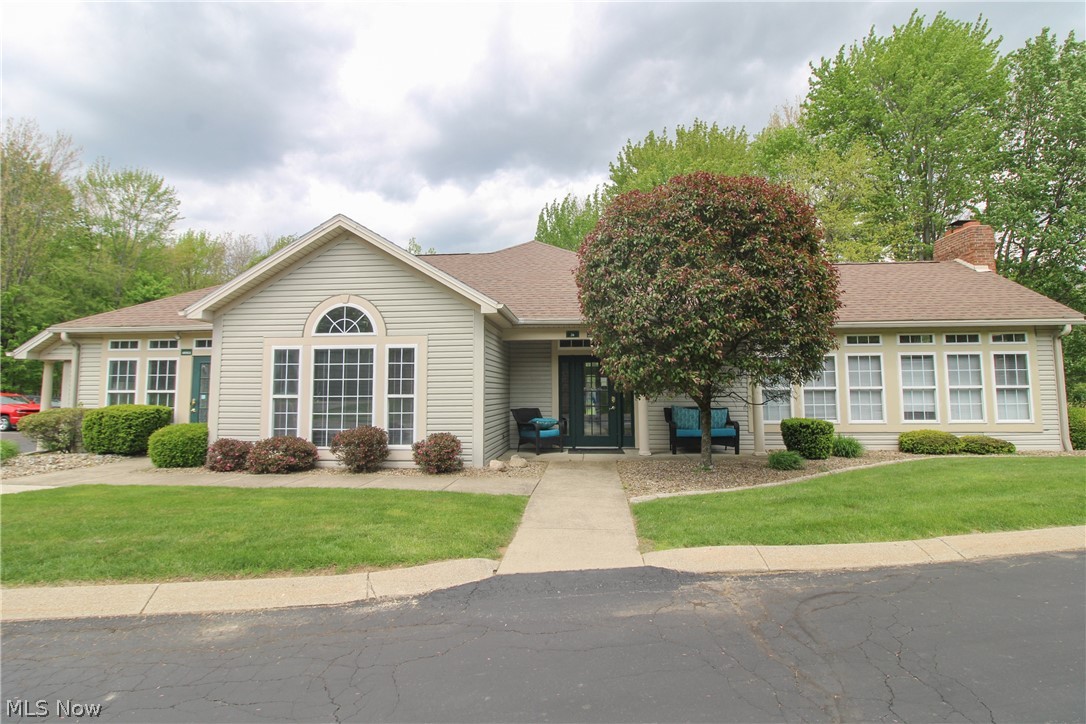 5645 Clingan Road, Unit 7B Struthers, OH 44471 - Photo 36 of 37 Clubhouse