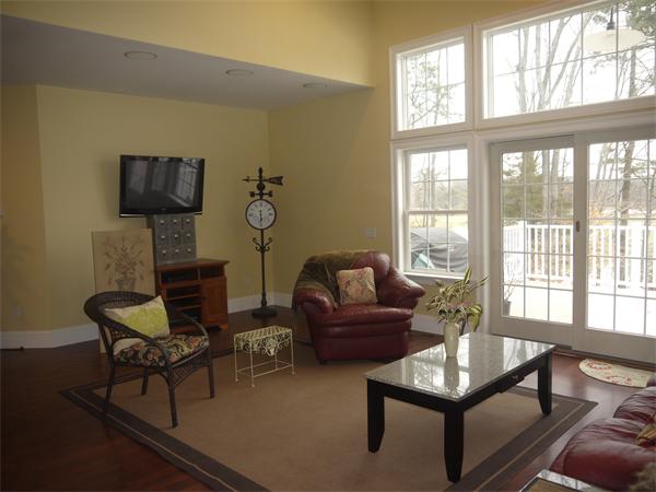 222 Bolton Road Lancaster, MA 01523 - Photo 11 of 27 Gallery Image 11