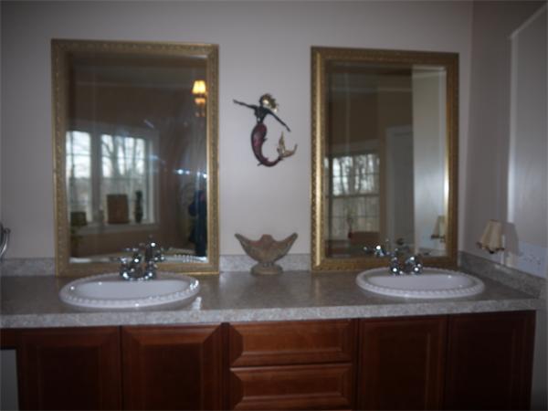 222 Bolton Road Lancaster, MA 01523 - Photo 15 of 27 Gallery Image 15