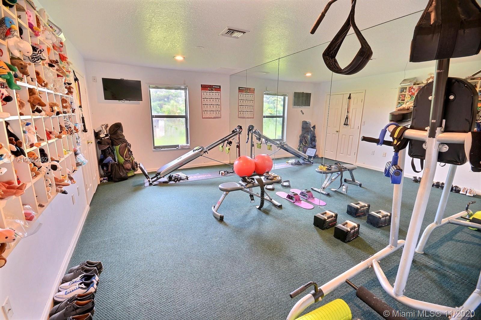 6740 Volunteer Road Southwest Ranches, FL 33330 - Photo 28 of 61