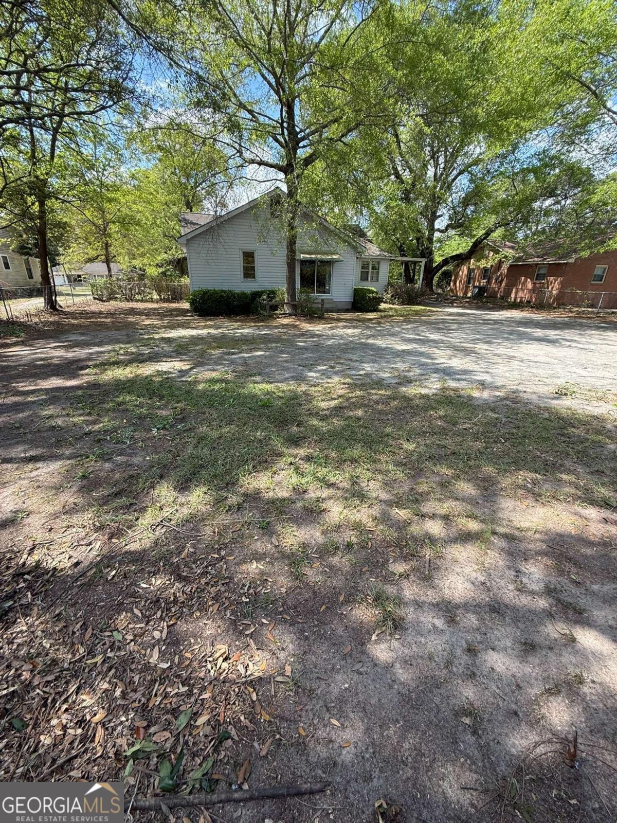 109 Vernon Street Dublin, GA 31021 - Photo 13 of 48