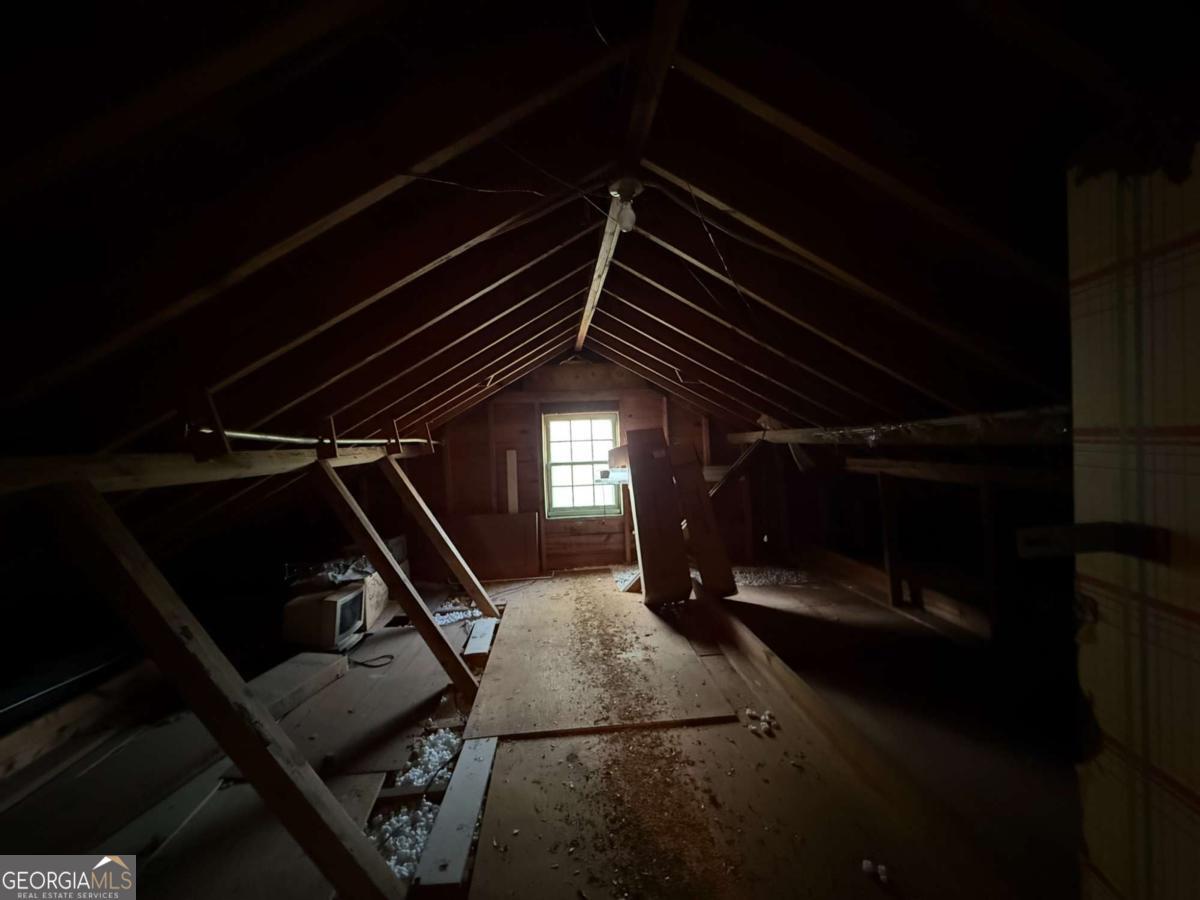 109 Vernon Street Dublin, GA 31021 - Photo 46 of 48 a view of room with gym equipment