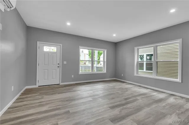 $1,800 | 140 Seymour Street, Buffalo, NY 14210