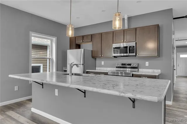 $1,800 | 140 Seymour Street, Buffalo, NY 14210