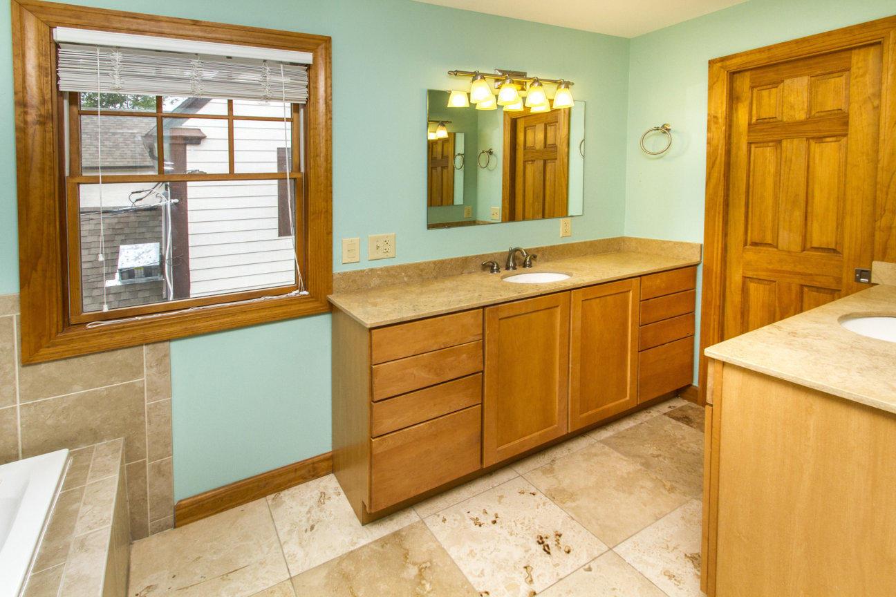 2592 Bexley Park Road Columbus, OH 43209 - Photo 27 of 43