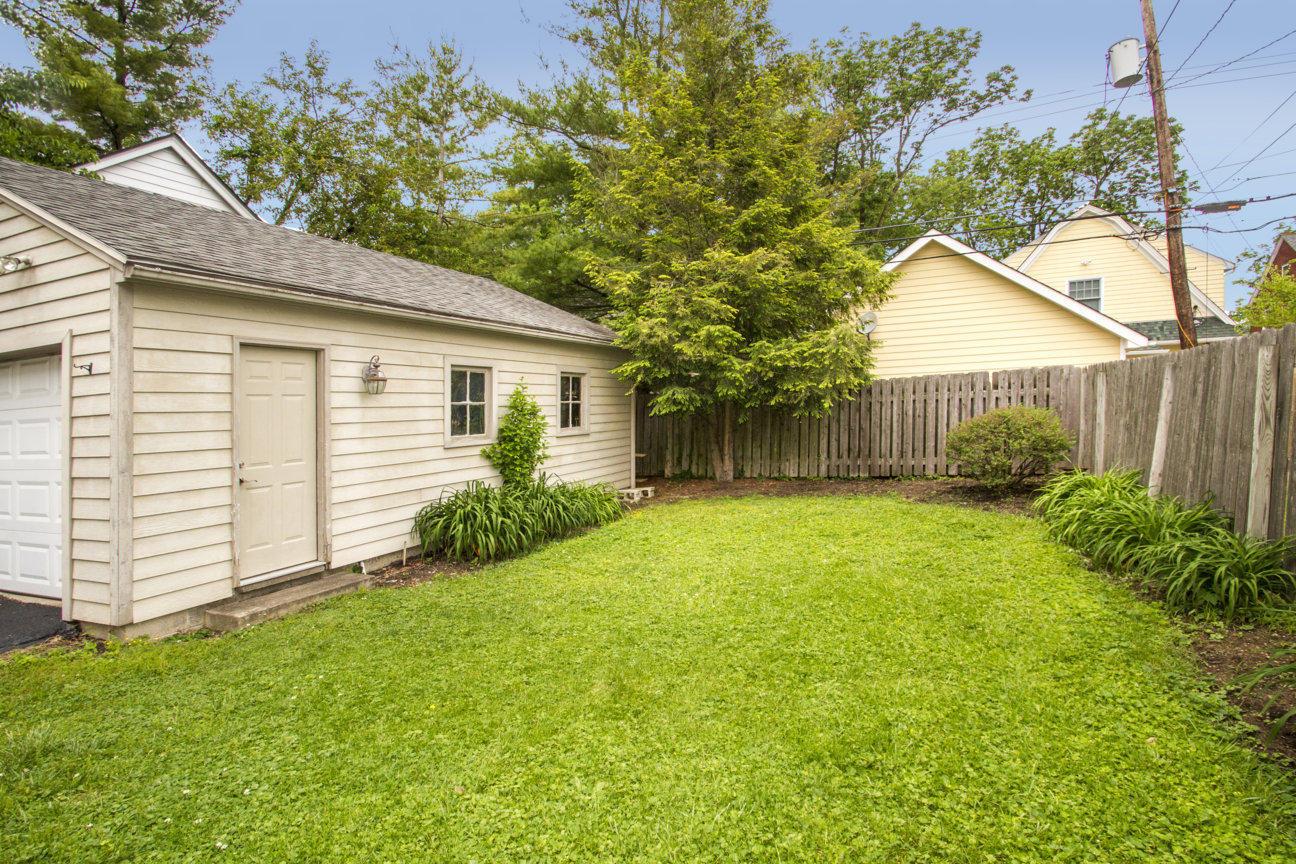 2592 Bexley Park Road Columbus, OH 43209 - Photo 42 of 43