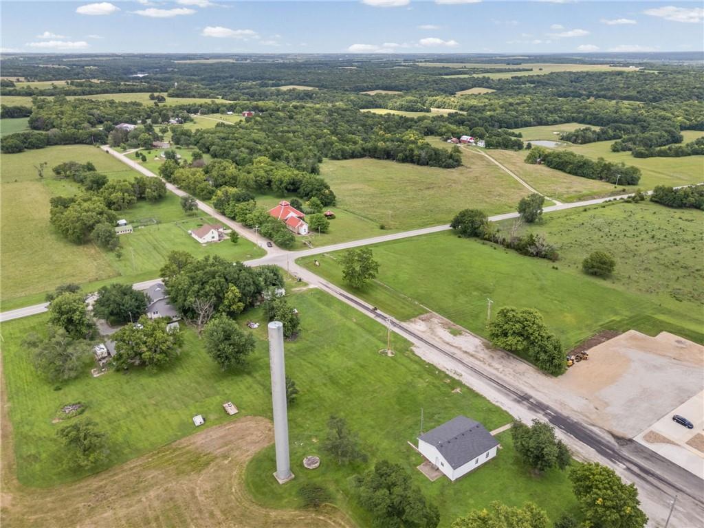 32473 Northeast Norton Road Garnett, KS 66032 - Photo 40 of 44