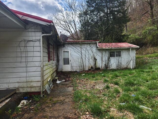 4026 State Highway 1056 Ransom, KY 41558 - Photo 4 of 32 20250330_143544