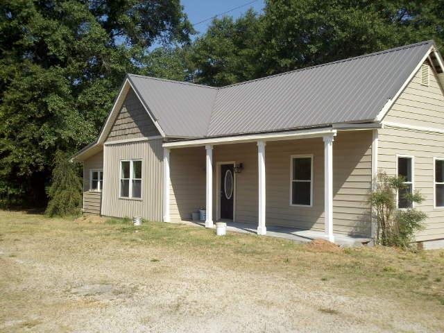 2239 Roopville Veal Road Roopville, GA 30170 - Photo 1 of 1 a view of a white house