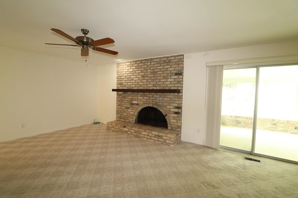 6528 Rustic Ridge Trail Grand Blanc, MI 48439 - Photo 17 of 43 50109867-16.JPG