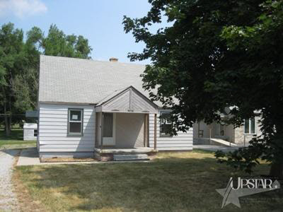 3012 Lower Huntington Road Fort Wayne, IN 46809 - Photo 1 of 6