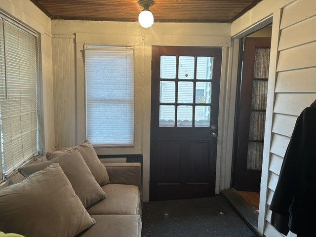 142 Rockview Terrace Rochester, NY 14606 - Photo 4 of 16