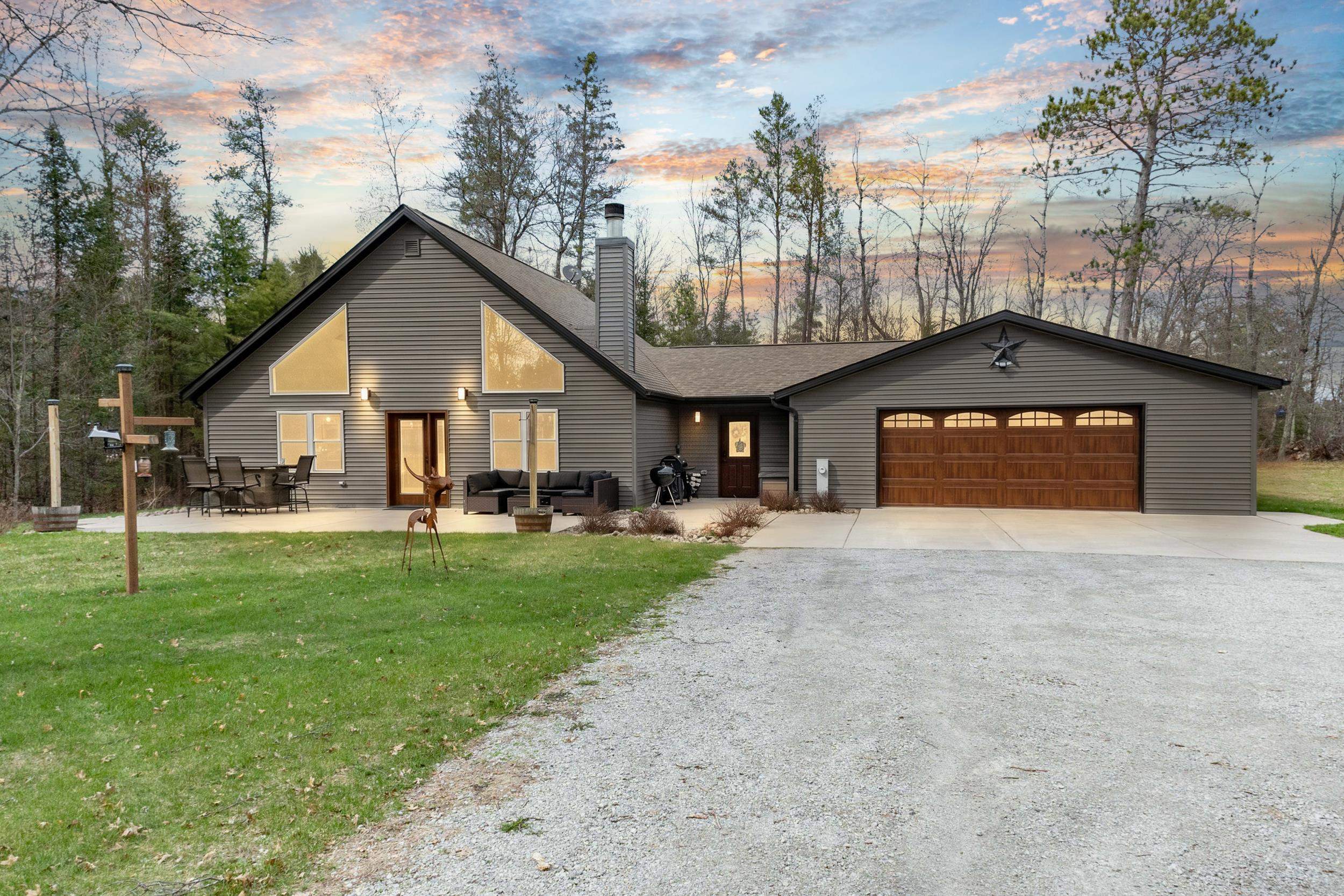 W10556 Fox Lane Crivitz, WI 54114 - Photo 1 of 1