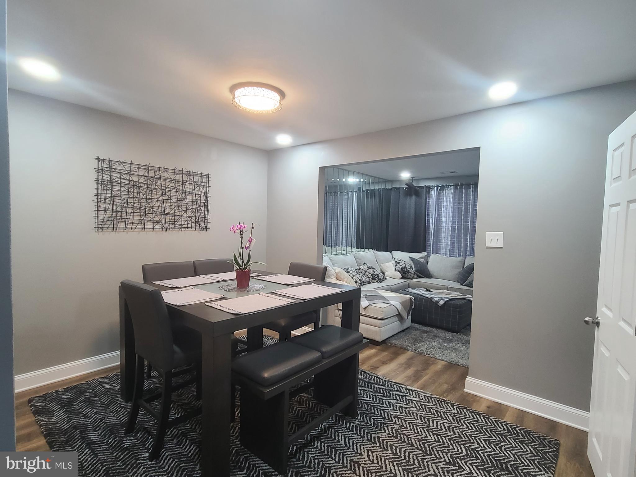 13050 Townsend Road, Unit G2 Philadelphia, PA 19154 - Photo 4 of 18 Dining Room