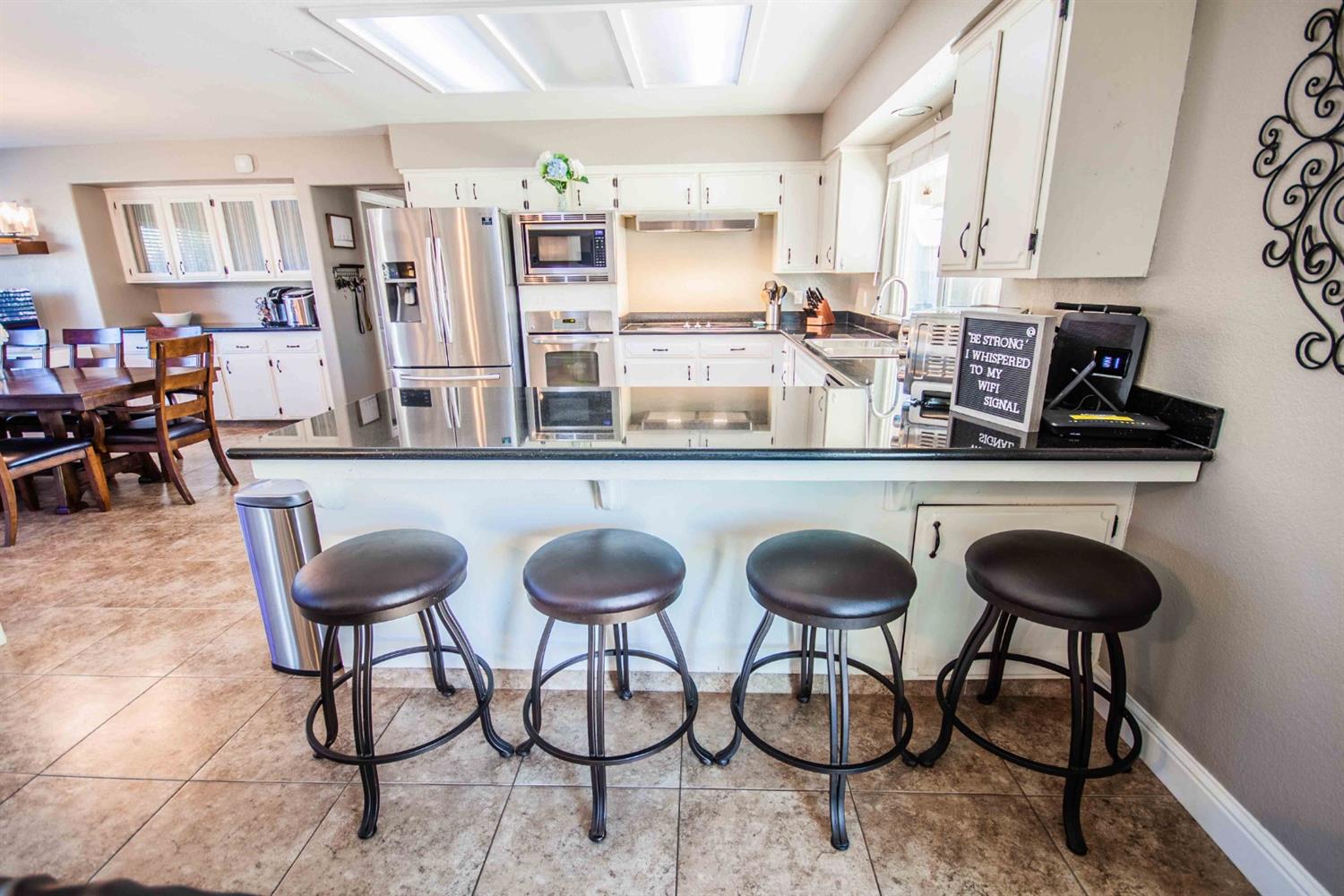 14556 Brookhill Road Madera, CA 93636 - Photo 11 of 45 Gallery Image 11
