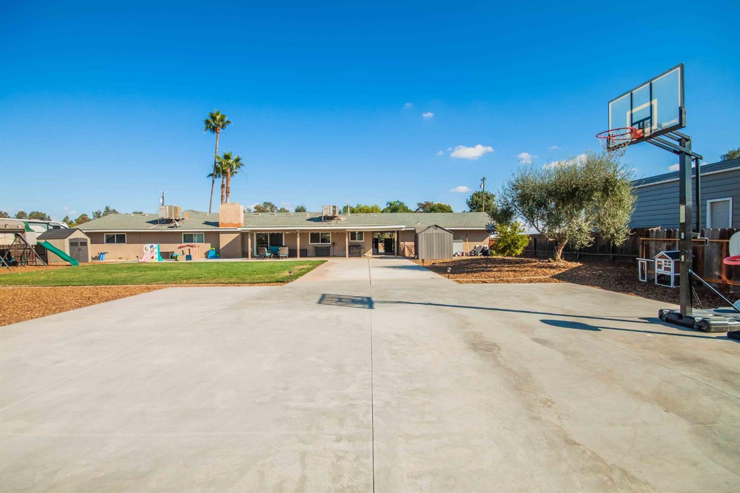 14556 Brookhill Road Madera, CA 93636 - Photo 32 of 45 Gallery Image 32