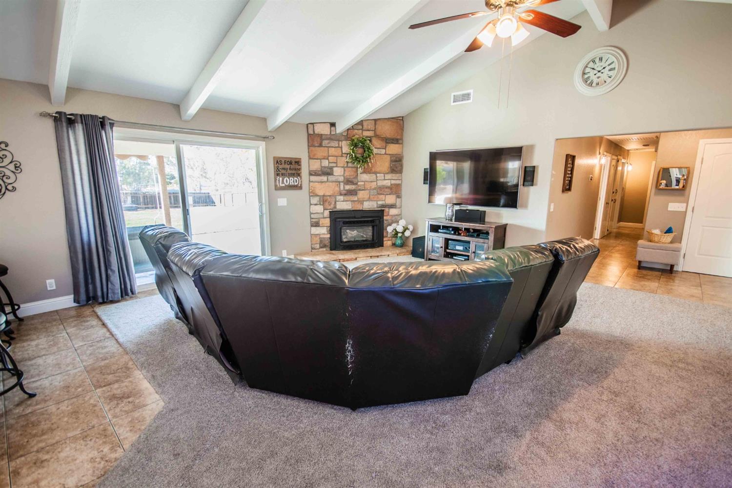 14556 Brookhill Road Madera, CA 93636 - Photo 6 of 45 Gallery Image 6