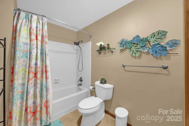 $575,000 | 9526 Goldsmith Lane, Mint Hill, NC 28227