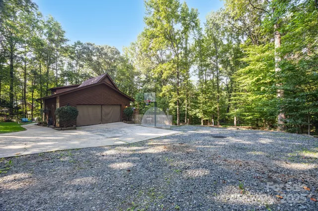 $575,000 | 9526 Goldsmith Lane, Mint Hill, NC 28227