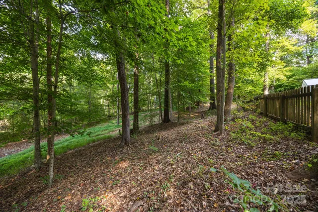 $575,000 | 9526 Goldsmith Lane, Mint Hill, NC 28227