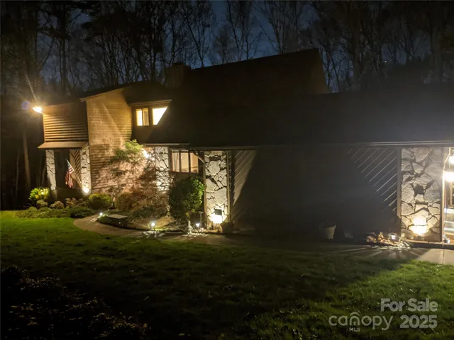 $575,000 | 9526 Goldsmith Lane, Mint Hill, NC 28227