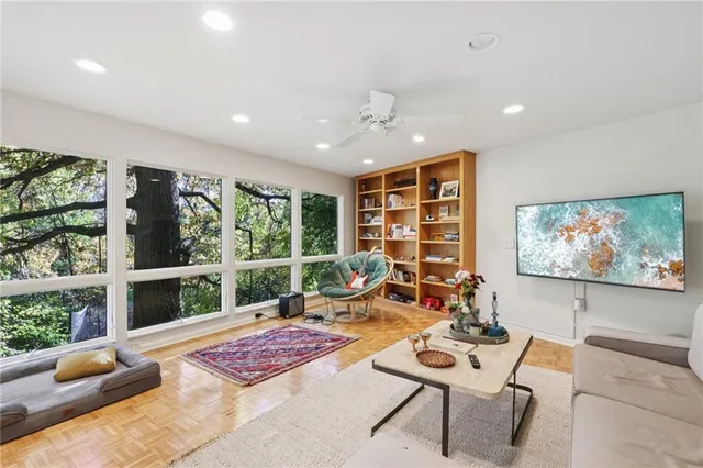 $824,900 | 600 Pat Haven Drive, Pittsburgh, PA 15243