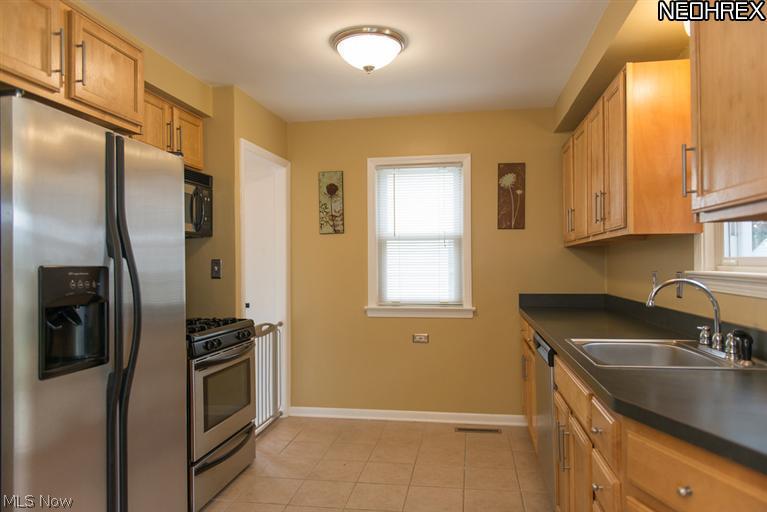 4993 North Barton Road Cleveland, OH 44124 - Photo 4 of 21 Gallery Image 4