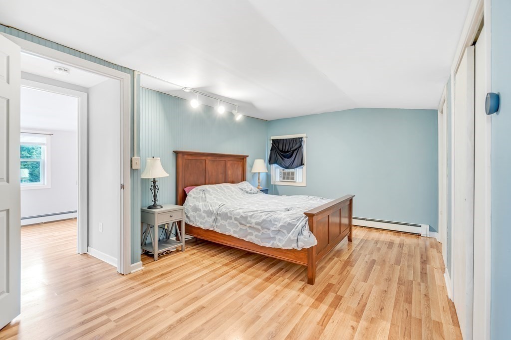 24 Hartford Road Worcester, MA 01606 - Photo 16 of 26 Gallery Image 16