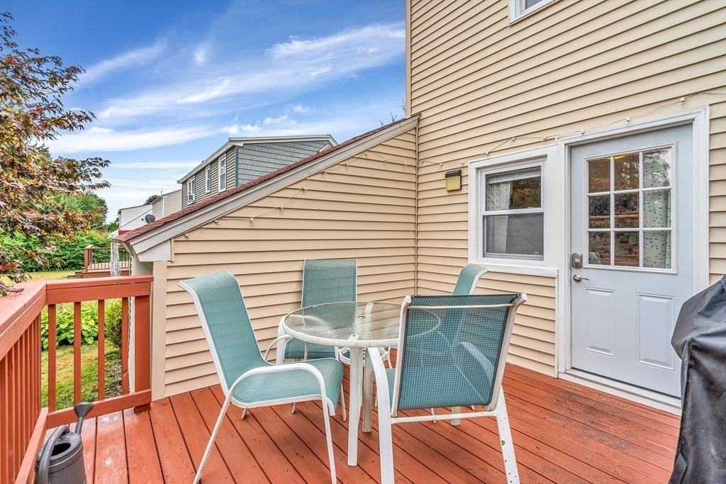 24 Hartford Road Worcester, MA 01606 - Photo 3 of 26 Gallery Image 3