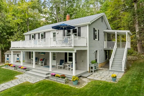 $850,000 | 21 Union Court, Boothbay Harbor, ME 04538
