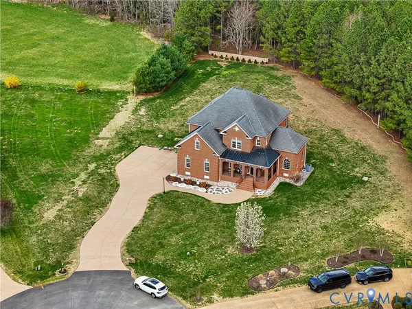 $925,000 | 12316 Traylor Field Lane, Ashland, VA 23005