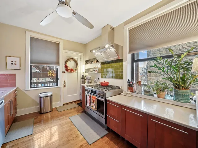 $375,000 | 2956 North Clark Street, Unit 2, Chicago, IL 60657