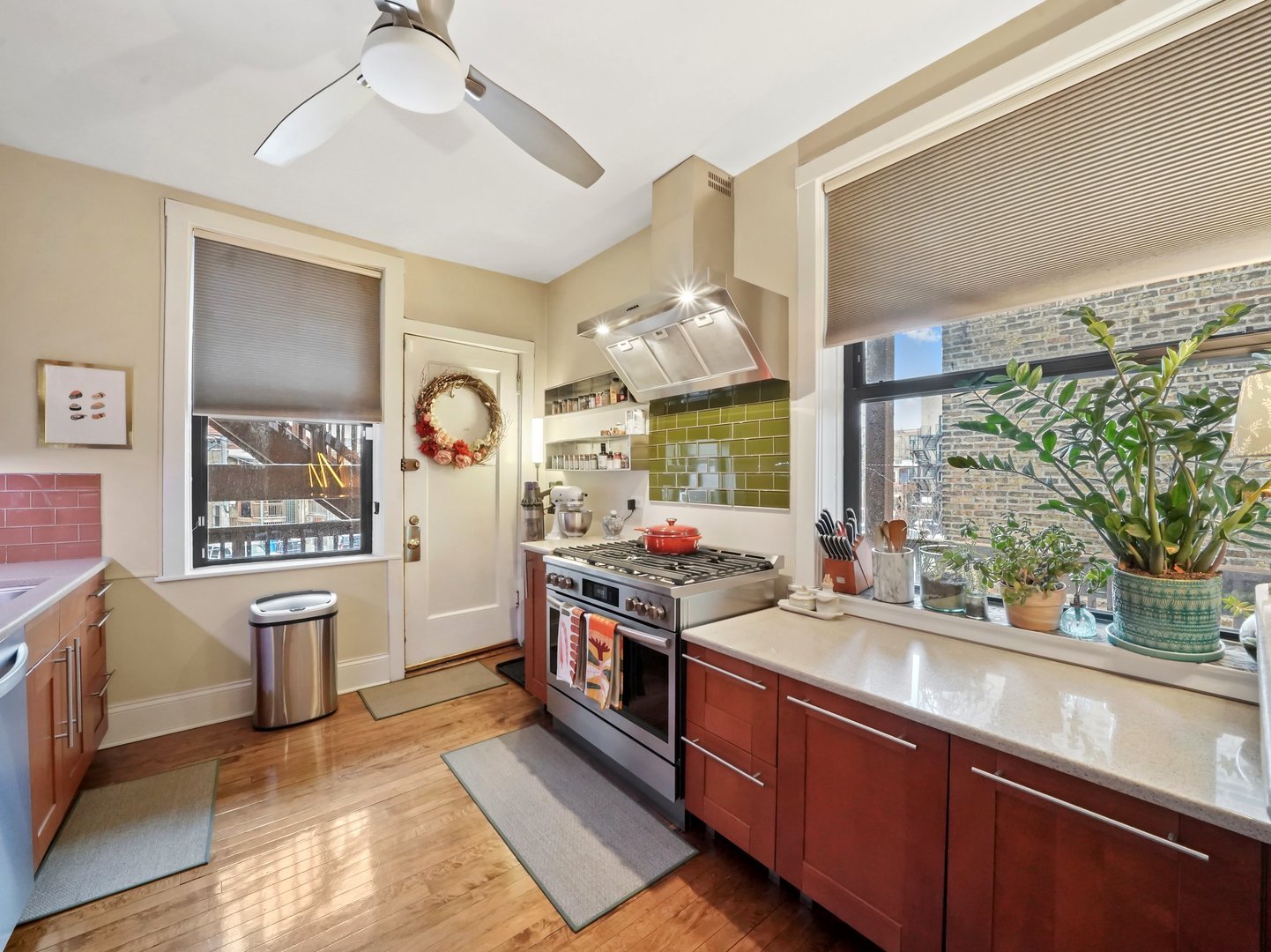 2956 North Clark Street, Unit 2 Chicago, IL 60657 - Photo 11 of 21