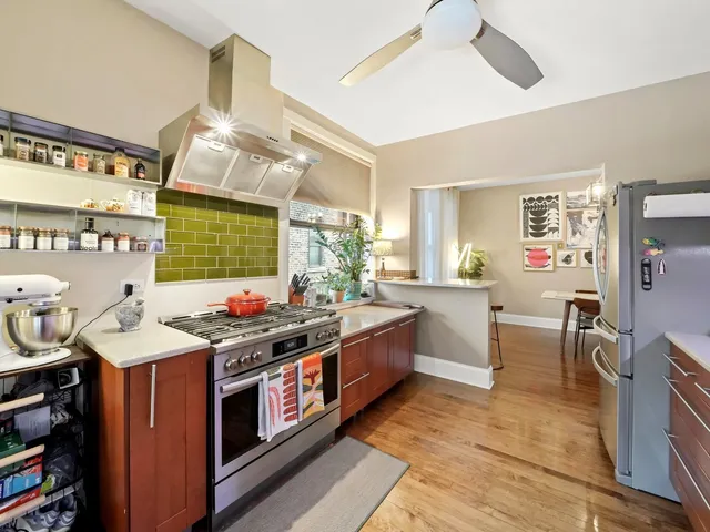 $375,000 | 2956 North Clark Street, Unit 2, Chicago, IL 60657