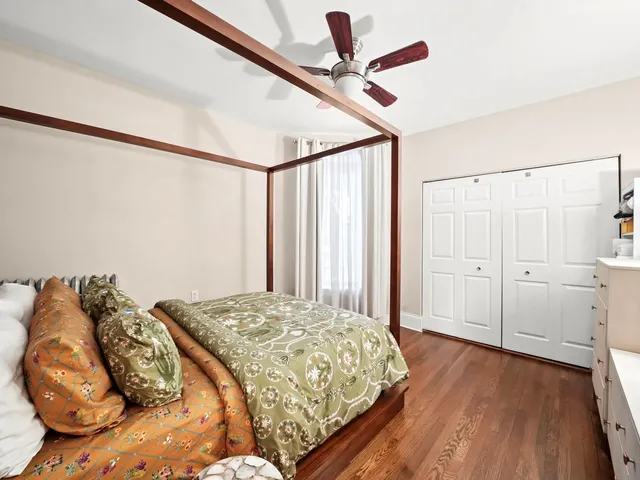 $375,000 | 2956 North Clark Street, Unit 2, Chicago, IL 60657