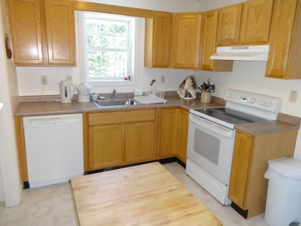 11 Point Road Bernard, ME 04612 - Photo 10 of 21 Photo