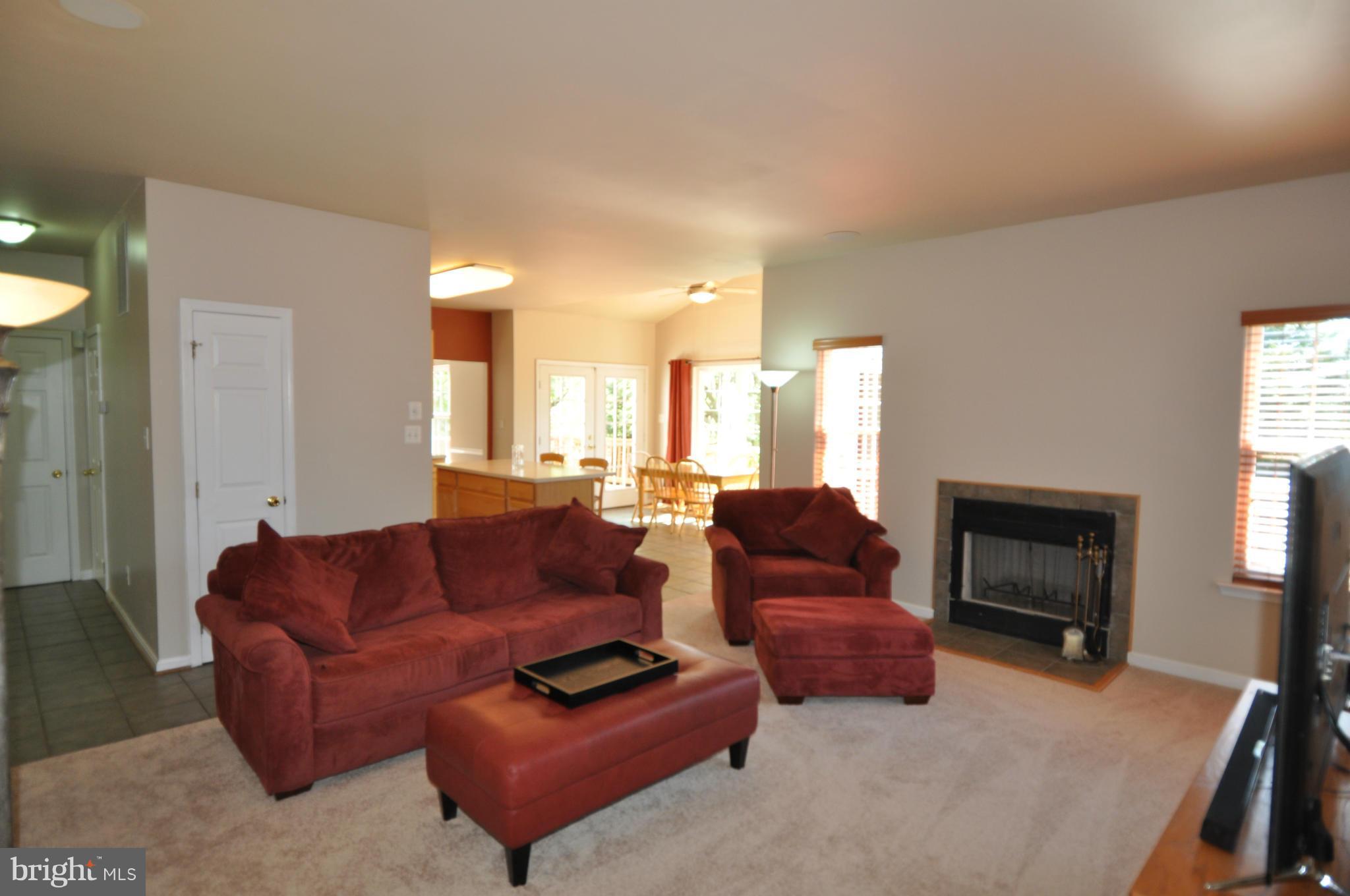 11594 Game Preserve Road Gaithersburg, MD 20878 - Photo 11 of 30 Family Room