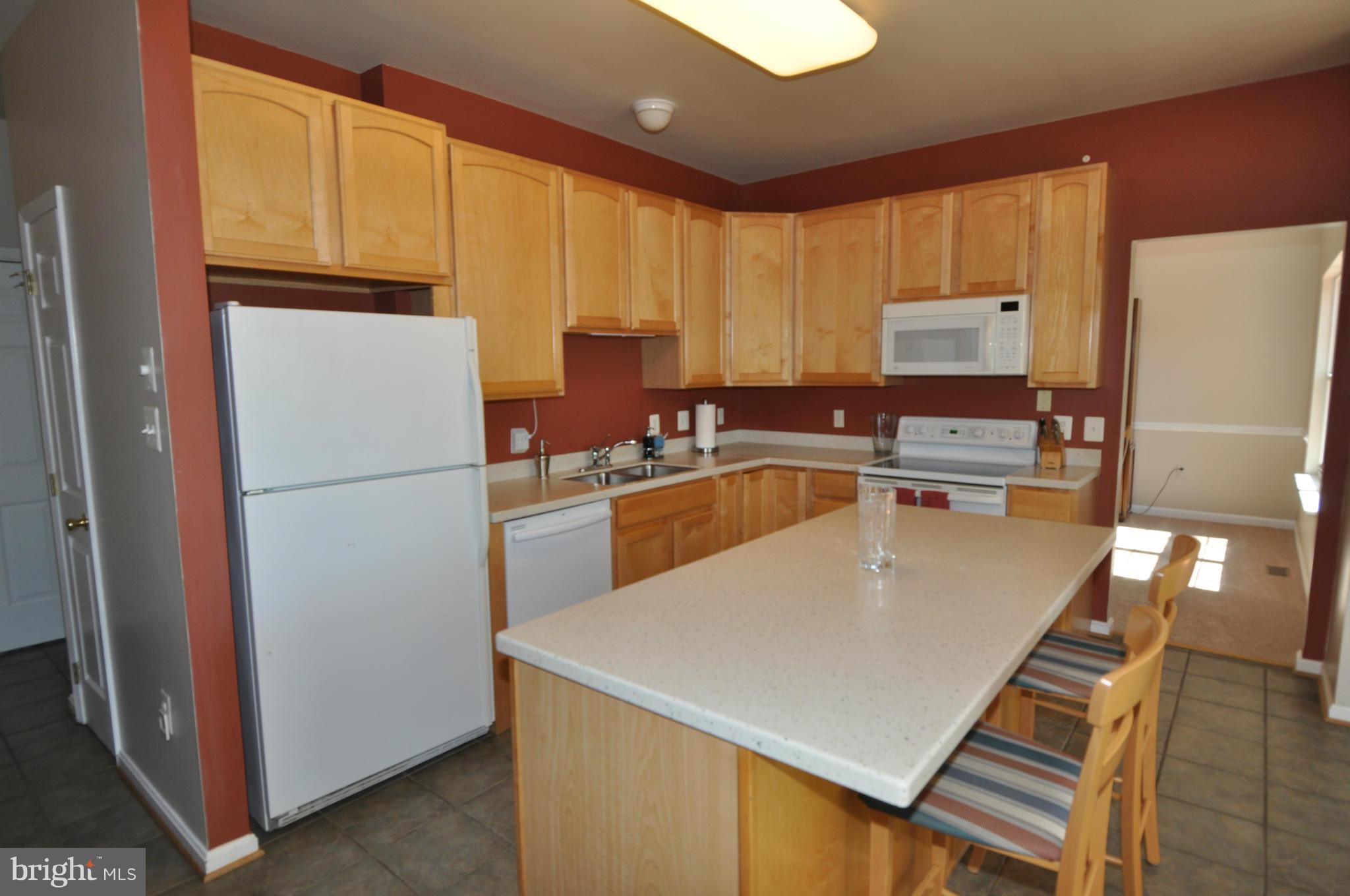 11594 Game Preserve Road Gaithersburg, MD 20878 - Photo 8 of 30 Kitchen