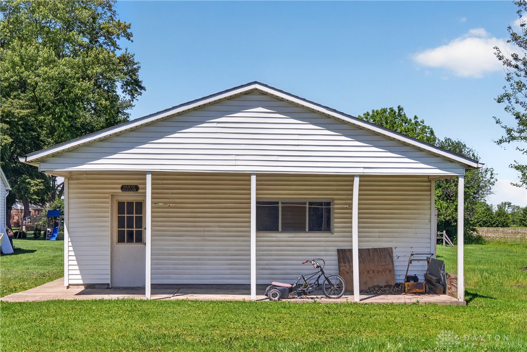 2105 Fenner Road Troy, OH 45373 - Photo 34 of 43
