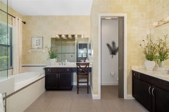 $999,000 | 826 Honeyflower Loop, Bradenton, FL 34212