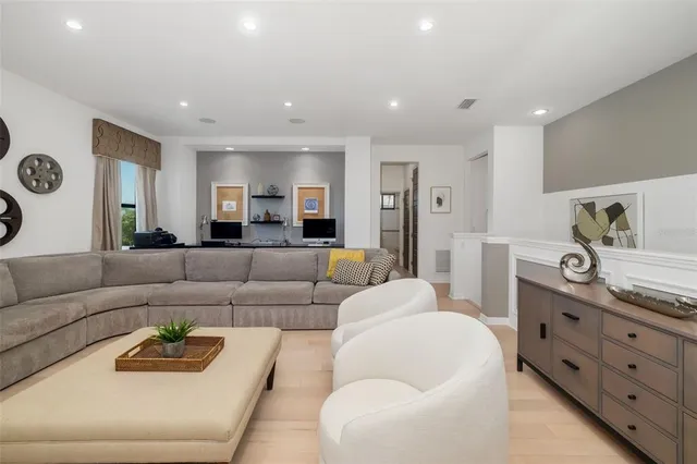 $999,000 | 826 Honeyflower Loop, Bradenton, FL 34212