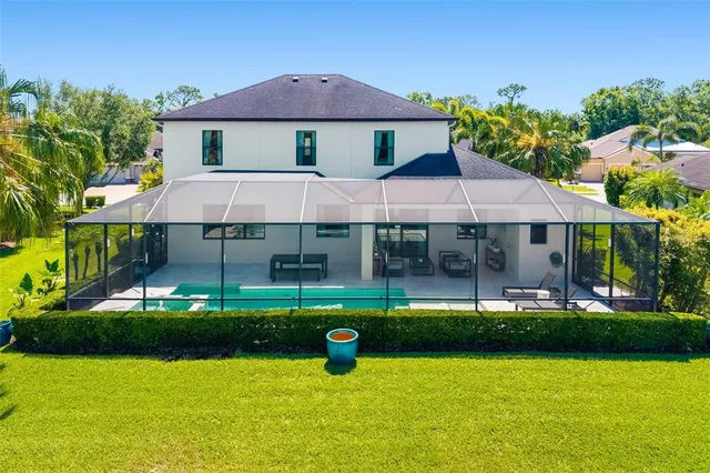 $979,000 | 826 Honeyflower Loop, Bradenton, FL 34212