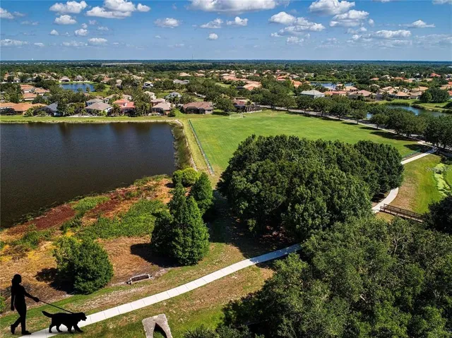 $999,000 | 826 Honeyflower Loop, Bradenton, FL 34212