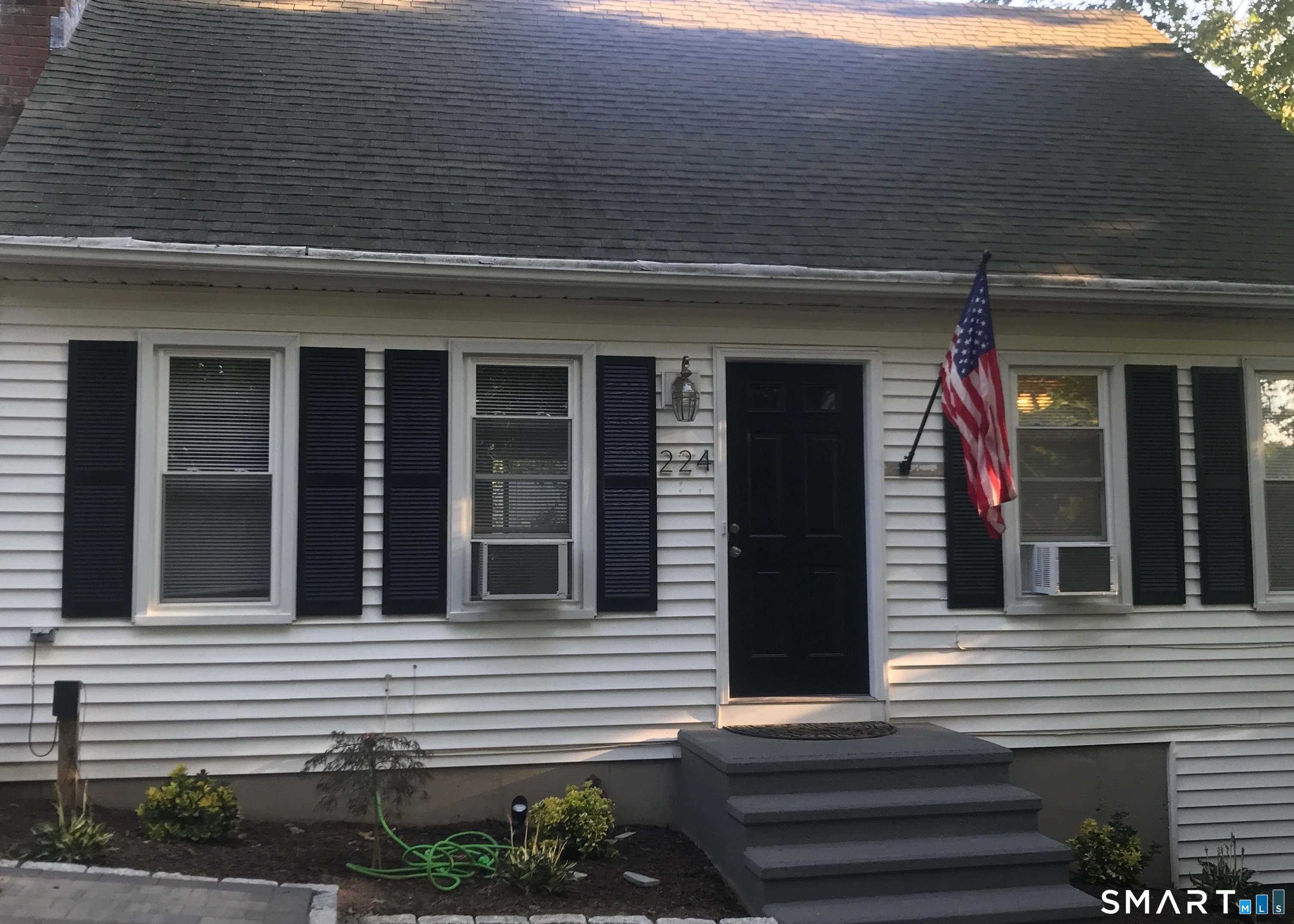 224 Anns Farm Road Hamden, CT 06518 - Photo 1 of 17
