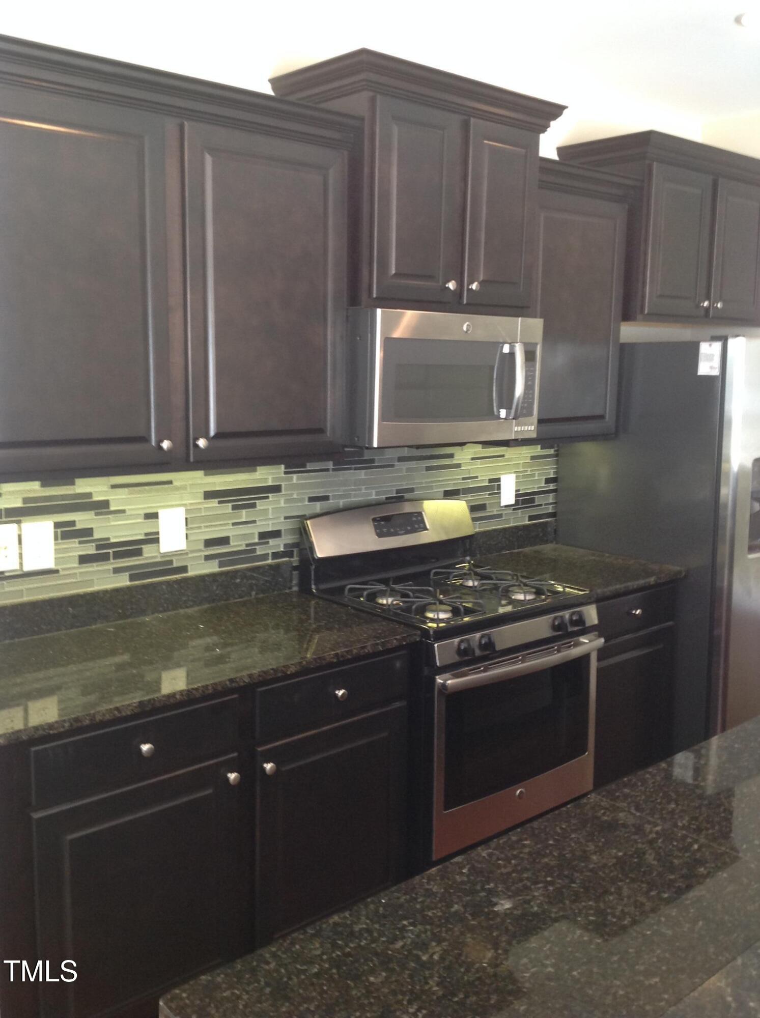 933 Ileagnes Road Raleigh, NC 27603 - Photo 4 of 22 kitchen1--933Ileagnes