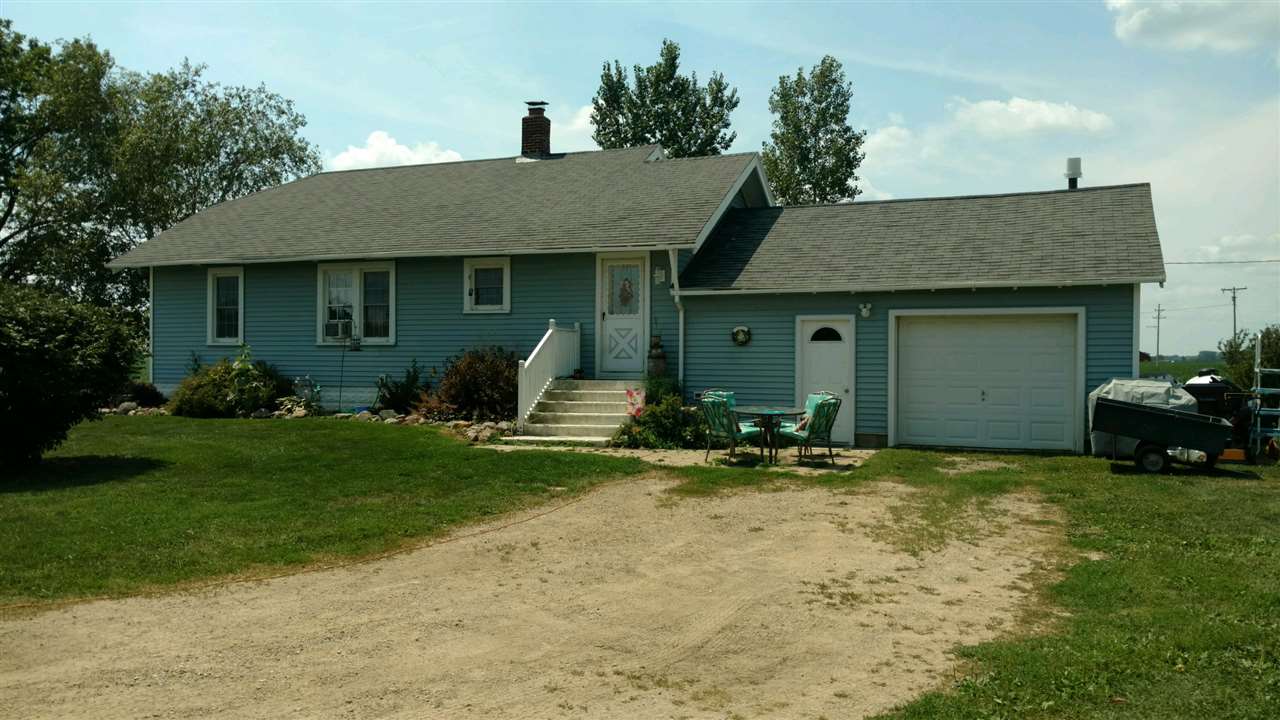 4327 East Hayes Road Ithaca, MI 48847 - Photo 4 of 8 1836368-3.JPG