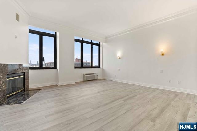 100 Carlyle Drive, Unit PHDN Cliffside Park, NJ 07010 - Photo 22 of 39